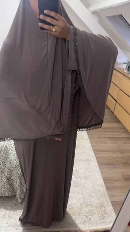 Tenue de prière - taille unique (36-48)